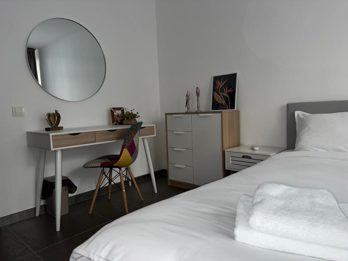 Xox Comfort Obregia Bucureşti Exterior foto